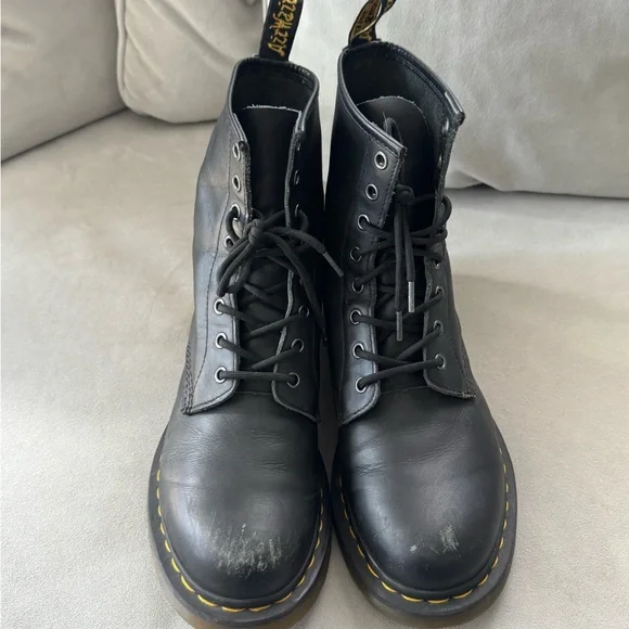 Dr. Martens Black Leather Footwear - Picture 6 of 8